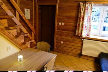 Фото номера Четырехместный номер с камином Проживание в семье Marina Lester House г. Рыдзево 3